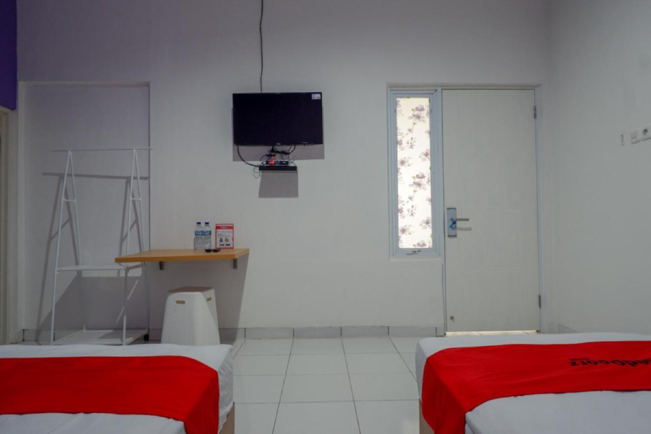 Reddoorz Near Alun Alun Kaliwungu Kendal Hotel Brangsong Exterior foto